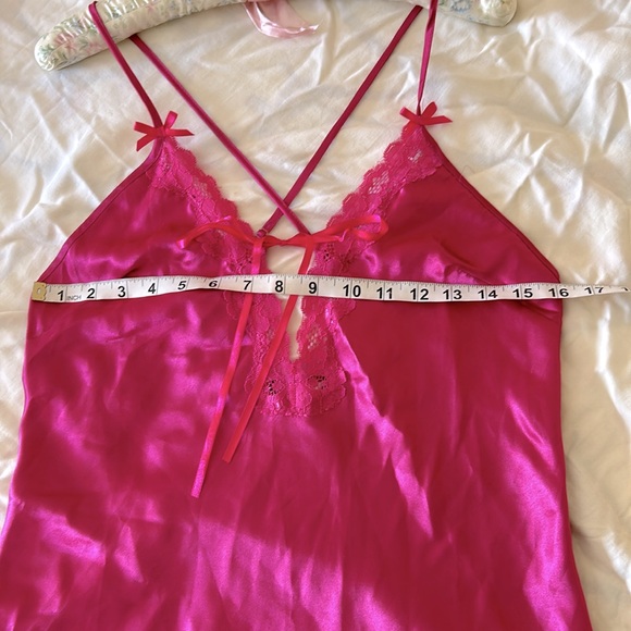 La vie en rose satin nighty, lingerie, size medium, dark pink - Picture 5 of 8
